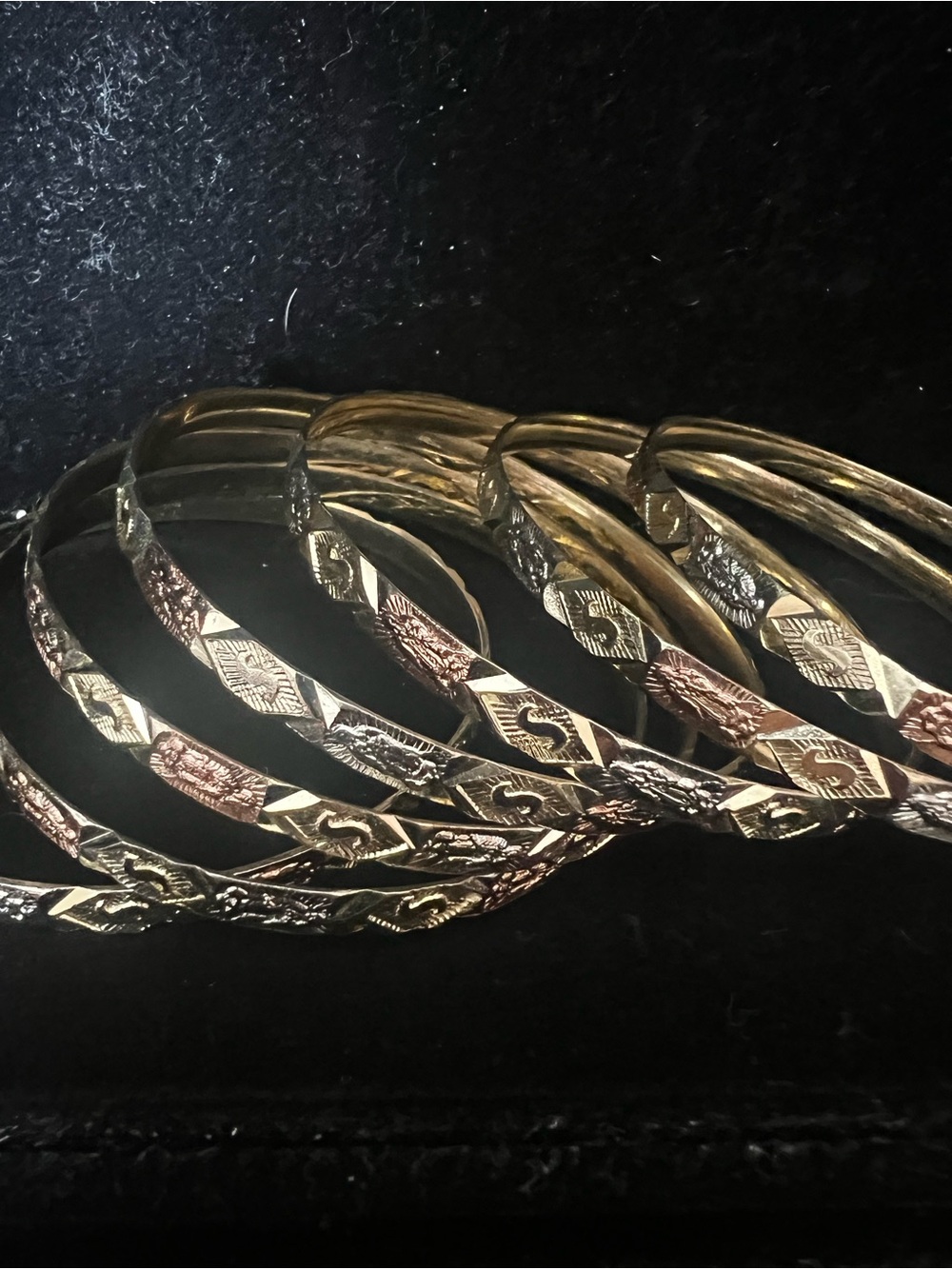 Tri-Tone Textured Bangle Bracelet Set - Women’s Fashion Jewelry